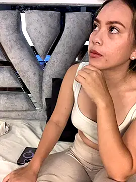 valery and Dani  online show from December 15, 2025, 8:03 pm