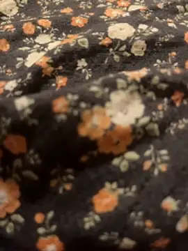 grass-xiaogou online show from October 29, 2025, 3:22 pm