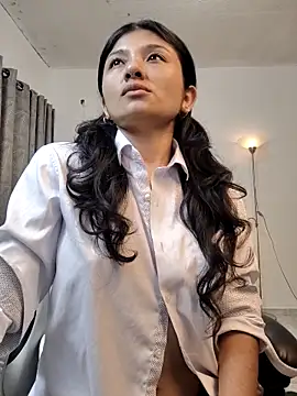 Guadalupe Lopez online show from October 14, 2025, 10:05 am