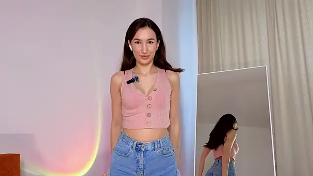 LaleErmess online show from March 17, 2025, 4:19 am