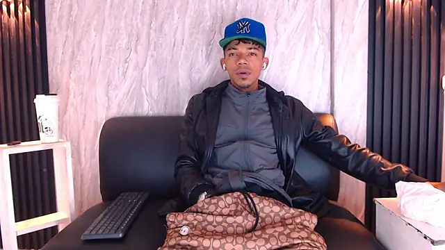 Snapshot of Gregory_Sforza chatting on October 2, 2025, 12:41 pm Gregory Sforza online show from October 2, 2025, 12:41 pm