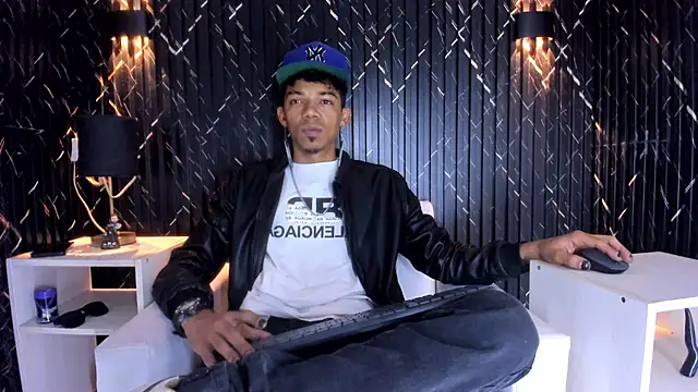 Gregory Sforza online show from November 3, 2025, 11:47 am