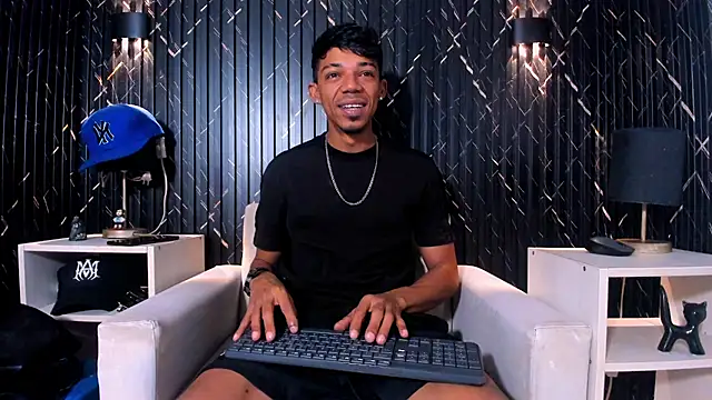 Snapshot of Gregory_Sforza chatting on October 14, 2025, 12:50 pm Gregory Sforza online show from October 14, 2025, 12:50 pm