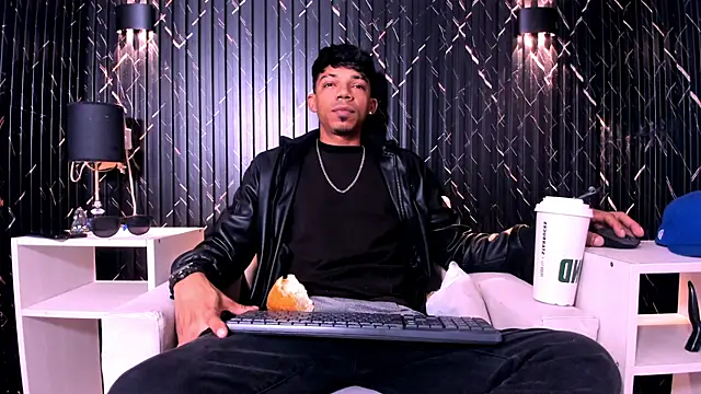 Snapshot of Gregory_Sforza chatting on October 21, 2025, 12:04 pm Gregory Sforza online show from October 21, 2025, 12:04 pm