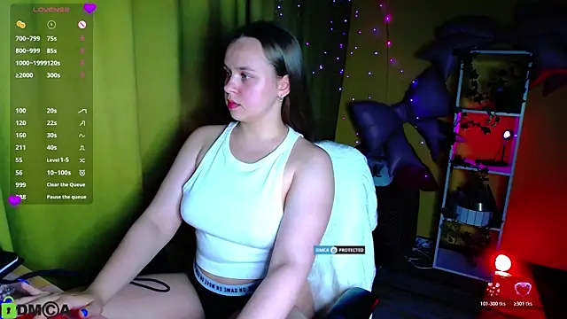 Snapshot of Lilysweet13 chatting on June 20, 2026, 8:03 pm Lilysweet13 online show from June 20, 2026, 8:03 pm