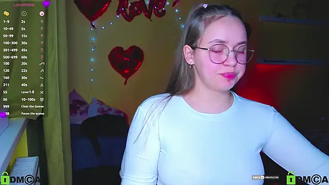 Snapshot of Lilysweet13 chatting on February 26, 2026, 9:04 pm Lilysweet13 online show from February 26, 2026, 9:04 pm