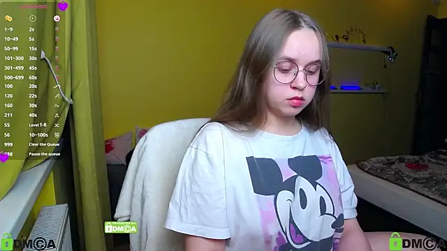 Snapshot of Lilysweet13 chatting on January 11, 2026, 5:09 pm Lilysweet13 online show from January 11, 2026, 5:09 pm