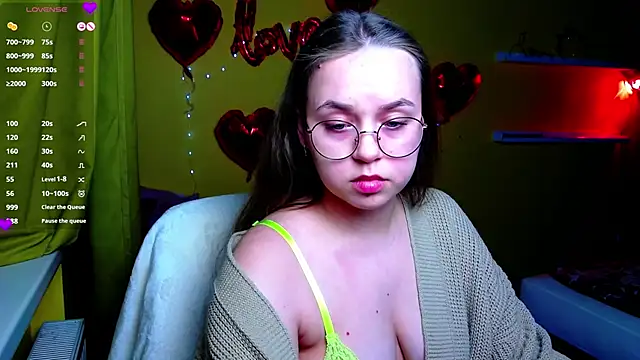 Snapshot of Lilysweet13 chatting on February 2, 2026, 6:51 pm Lilysweet13 online show from February 2, 2026, 6:51 pm