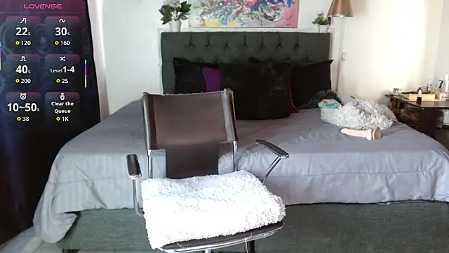 Snapshot of mia_velvet1 chatting on October 6, 2025, 1:56 pm mia velvet1 online show from October 6, 2025, 1:56 pm