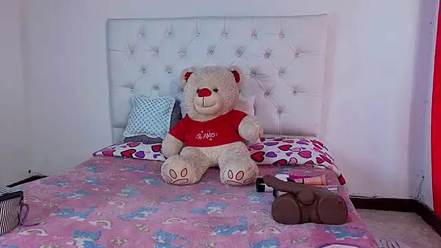 megan stathann online show from February 16, 2026, 7:45 pm