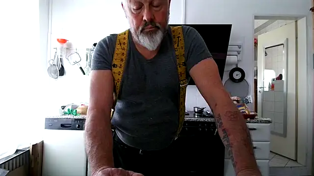 Berg Boy online show from March 25, 2026, 11:09 am