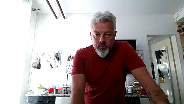 Berg Boy online show from April 7, 2026, 3:58 pm