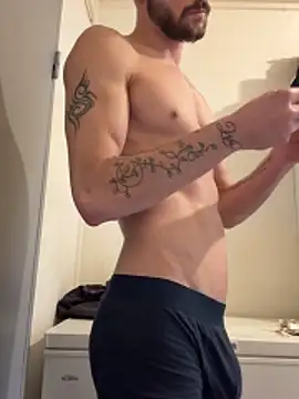 Hugo34bg online show from February 12, 2026, 12:38 pm