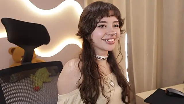 Snapshot of Miyuki_wolf chatting on February 28, 2026, 9:14 pm Miyuki wolf online show from February 28, 2026, 9:14 pm