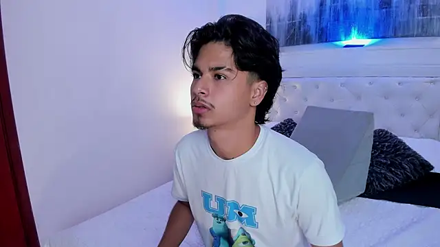 Snapshot of MathewAdams chatting on September 18, 2025, 6:22 pm MathewAdams online show from September 18, 2025, 6:22 pm