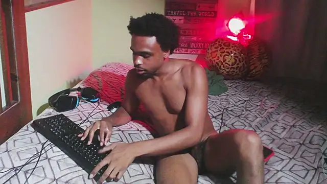 Snapshot of anthonyroth chatting on October 13, 2025, 6:37 am anthonyroth online show from October 13, 2025, 6:37 am