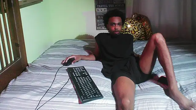 Snapshot of anthonyroth chatting on October 17, 2025, 10:33 pm anthonyroth online show from October 17, 2025, 10:33 pm