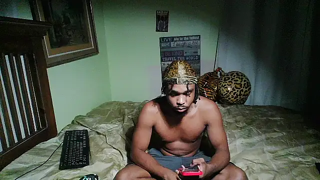 Snapshot of anthonyroth chatting on October 30, 2025, 5:17 am anthonyroth online show from October 30, 2025, 5:17 am