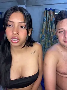 Snapshot of Mr_brian03 chatting on October 4, 2025, 3:41 am Mr brian03 online show from October 4, 2025, 3:41 am