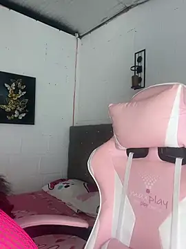 emily  sweet   online show from August 5, 2026, 10:09 am