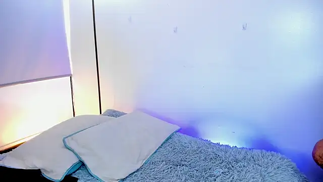 LucasCarterr  online show from March 18, 2025, 3:55 pm