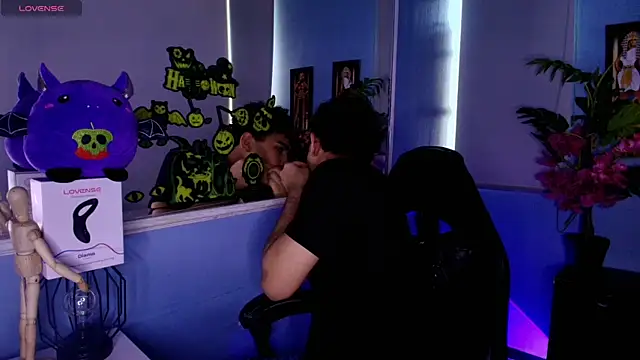 LucasCarterr  online show from October 13, 2025, 8:43 pm