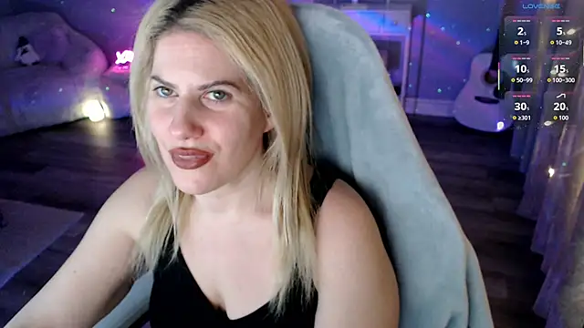 Snapshot of BellaStar84 chatting on February 12, 2026, 12:16 pm BellaStar84 online show from February 12, 2026, 12:16 pm