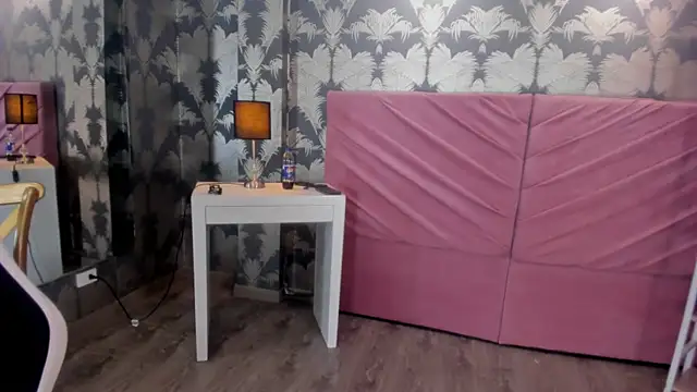 Karin Ks online show from September 26, 2025, 7:21 pm