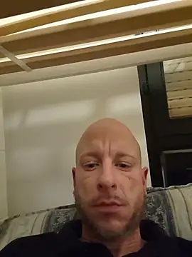 svenpfeifer online show from February 25, 2026, 12:44 am