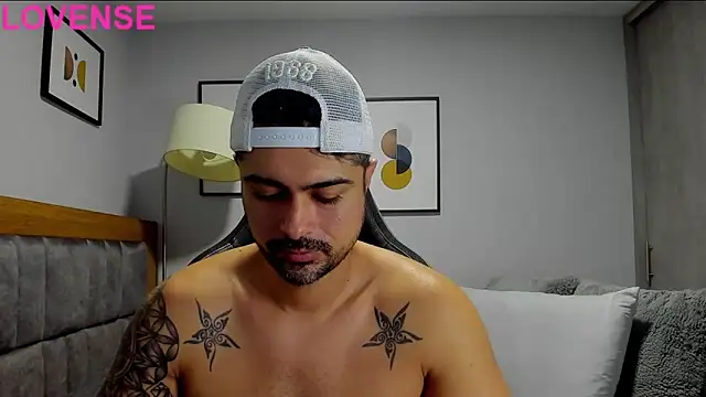 Snapshot of Dante_Storm chatting on October 8, 2025, 3:19 am Dante Storm online show from October 8, 2025, 3:19 am