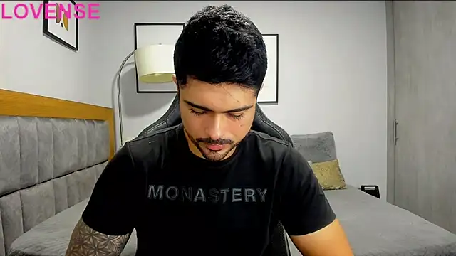 Snapshot of Dante_Storm chatting on October 21, 2025, 11:59 pm Dante Storm online show from October 21, 2025, 11:59 pm