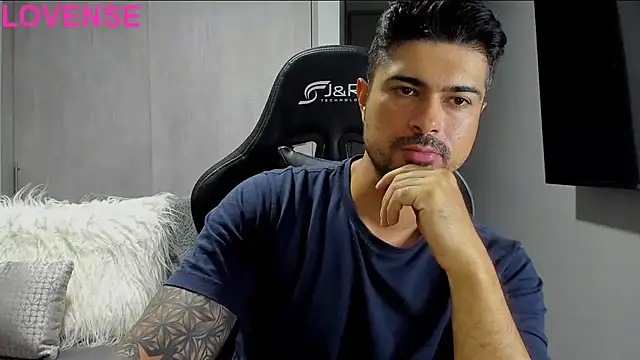 Snapshot of Dante_Storm chatting on September 18, 2025, 3:31 am Dante Storm online show from September 18, 2025, 3:31 am