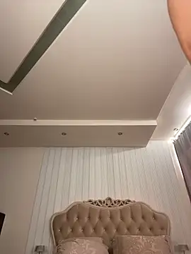 MilanModel online show from October 2, 2025, 6:28 am