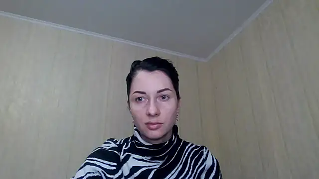 Snapshot of _Black-Panther_ chatting on September 28, 2025, 10:33 am Black-Panther online show from September 28, 2025, 10:33 am