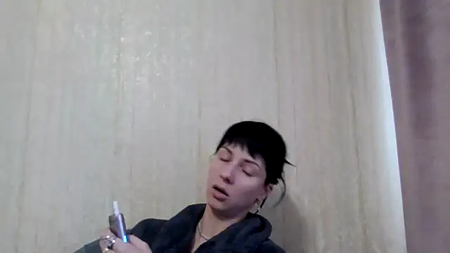 Snapshot of _Black-Panther_ chatting on October 23, 2025, 6:12 am Black-Panther online show from October 23, 2025, 6:12 am