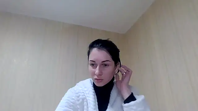 Snapshot of _Black-Panther_ chatting on October 1, 2025, 3:27 pm Black-Panther online show from October 1, 2025, 3:27 pm