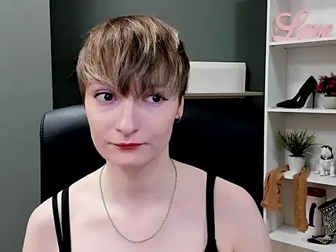 Snapshot of hottieBlair chatting on October 14, 2025, 6:14 am hottieBlair online show from October 14, 2025, 6:14 am