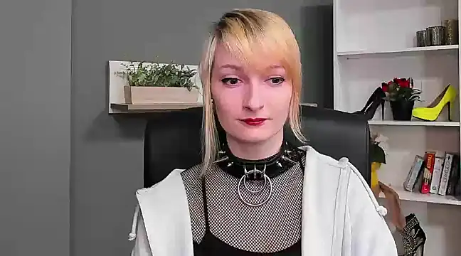 hottieBlair online show from March 21, 2025, 7:44 am