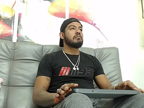 BladeFoxxx1 online show from September 28, 2025, 12:01 pm