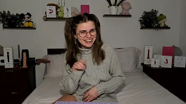 HaleyReedme online show from February 27, 2026, 7:52 am