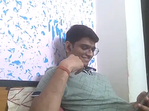 sutfvkii online show from April 5, 2026, 6:03 pm