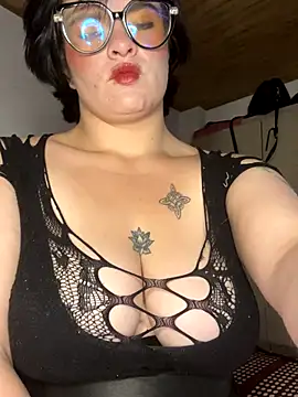 Mistress Niky  online show from September 27, 2025, 1:23 am