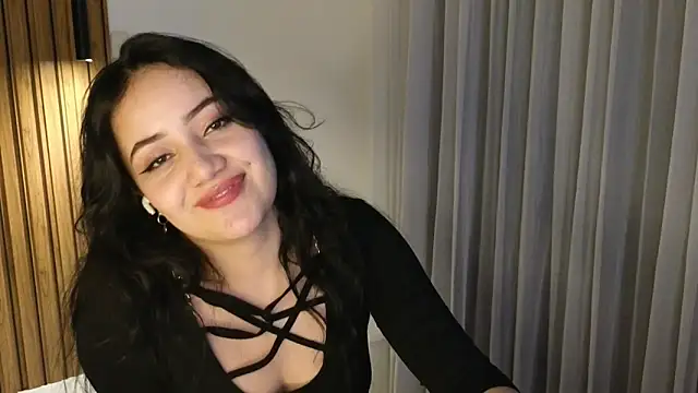 Snapshot of Isa_1207 chatting on November 4, 2025, 1:09 am Isa 1207 online show from November 4, 2025, 1:09 am