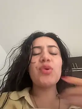 Snapshot of Isa_1207 chatting on November 16, 2025, 8:46 pm Isa 1207 online show from November 16, 2025, 8:46 pm