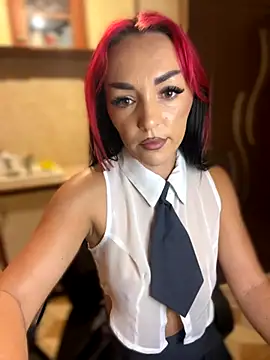 Snapshot of MeganFoxiy chatting on October 8, 2025, 4:14 am MeganFoxiy online show from October 8, 2025, 4:14 am