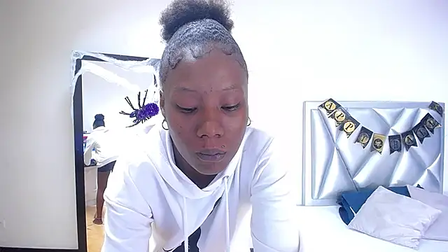 Snapshot of goldenn_ass1 chatting on October 24, 2025, 3:27 am goldenn ass1 online show from October 24, 2025, 3:27 am