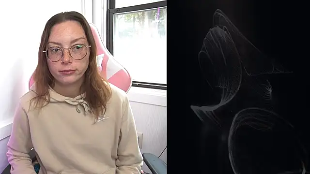 Snapshot of SpaceCowWhore chatting on October 14, 2025, 3:45 pm SpaceCowWhore online show from October 14, 2025, 3:45 pm