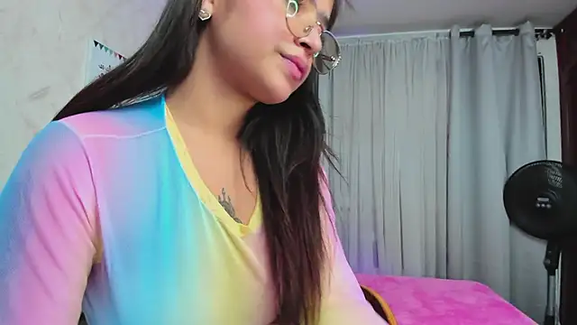 Snapshot of sophie-carter chatting on September 27, 2025, 8:04 pm sophie-carter online show from September 27, 2025, 8:04 pm