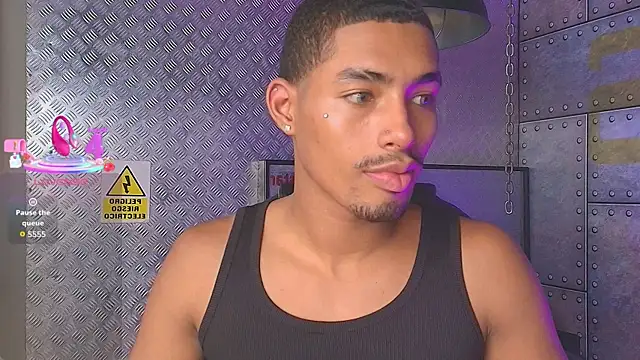 Snapshot of LiamByrne chatting on December 5, 2025, 8:39 pm LiamByrne online show from December 5, 2025, 8:39 pm