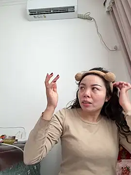 Snapshot of aa520uv chatting on February 1, 2026, 3:05 am aa520uv online show from February 1, 2026, 3:05 am